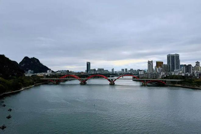 柳州却有最惬意的生活冰球突破“没落”的(图7)